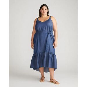 Universal Standard Dress Women's Size 18/20 Medium Blue Chambray Midi Tiered NWT